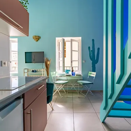 Le Reve Bleu Majorelle - Duplex Sur Les Toits - Une Nuit A Nimes Exterior photo